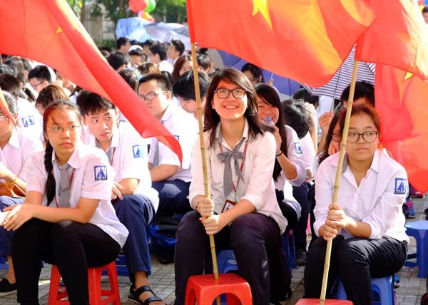 Học sinh trường THPT Hà Nội - Amsterdam dự lễ khai giảng. Ảnh:Quỳnh Trang. Học sinh trường THPT Hà Nội - Amsterdam dự lễ khai giảng. Ảnh:Quỳnh Trang.