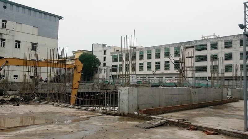 Sự thực sau gần 6 tháng mở bán, Hongkong Tower vẫn "bất động" ở cốt 0:0, khiến nhiều khách hàng mua nhà như ngồi trên đống lửa Sự thực sau gần 6 tháng mở bán, Hongkong Tower vẫn "bất động" ở cốt 0:0, khiến nhiều khách hàng mua nhà như ngồi trên đống lửa