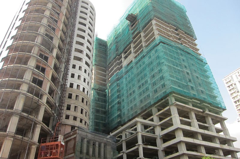 Bắt đầu khởi công từ năm 2009, sau vài lần tái khởi động và nhiều lần lùi thợ hạn bàn giao nhà, hiện Dự án Hatoco (Trần Phú, Hà Đông) còn chưa xây xong thô Bắt đầu khởi công từ năm 2009, sau vài lần tái khởi động và nhiều lần lùi thợ hạn bàn giao nhà, hiện Dự án Hatoco (Trần Phú, Hà Đông) còn chưa xây xong thô