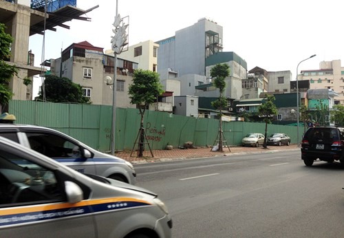 Hà Nội kiểm tra khu đất 8B Lê Trực ảnh 3 Hà Nội kiểm tra khu đất 8B Lê Trực ảnh 3