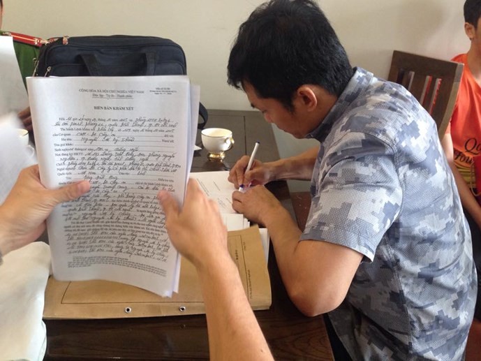 Khám xét công ty kinh doanh vàng tài khoản trái phép Thiên Việt ảnh 4