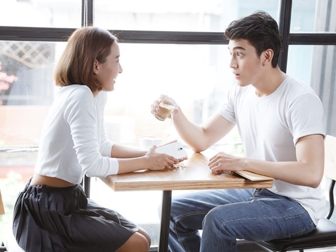 Bộ đôi smartphone pin siêu ‘khủng’ của Lenovo ảnh 2