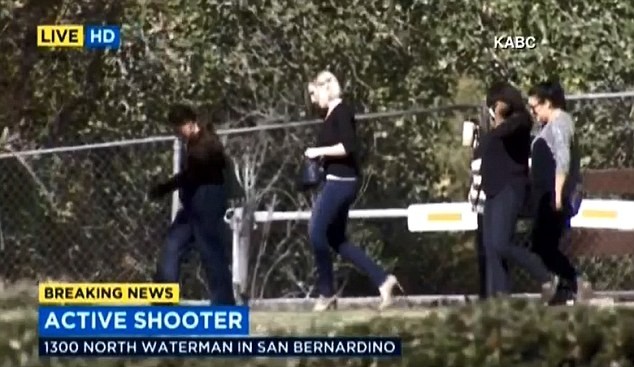 Tiêu diệt nhóm xả súng ở Mỹ làm hơn 20 người thương vong ảnh 3 Tiêu diệt nhóm xả súng ở Mỹ làm hơn 20 người thương vong ảnh 3