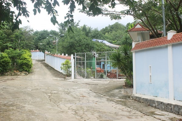 Không có hoạt động tháo dỡ gì dù hạn cưỡng chế của chính quyền sắp hết - Ảnh: Lê Đình Dũng. Không có hoạt động tháo dỡ gì dù hạn cưỡng chế của chính quyền sắp hết - Ảnh: Lê Đình Dũng.