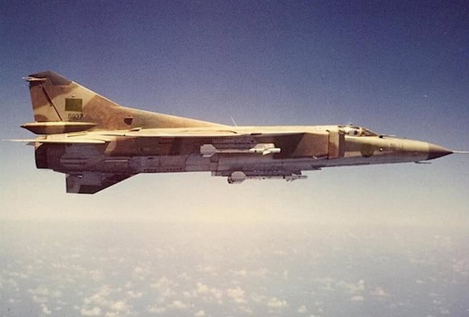 Máy bay MiG-23 bị bắn rơi tại Benghazi, Libya