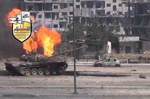 T-72 là mẫu xe tăng chủ lực hiện đại nhất của Quân đội Syria hiện nay, ước tính tới thời điểm năm 2010, nước này có trong trang bị khoảng 1.600 chiếc gồm các biến thể T-72M/A/AV/TURMS-T