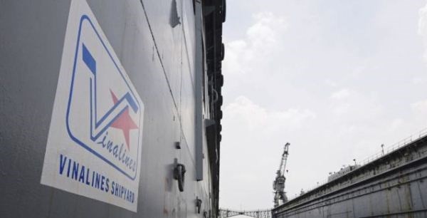 Vinalines đề xuất nhượng bán ụ nổi 83M với mức giá “rẻ như bèo“ ảnh 1 Vinalines đề xuất nhượng bán ụ nổi 83M với mức giá “rẻ như bèo“ ảnh 1