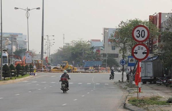 Tổng cục Đường bộ yêu cầu Đà Nẵng bỏ biển báo 30km/h. Tổng cục Đường bộ yêu cầu Đà Nẵng bỏ biển báo 30km/h.
