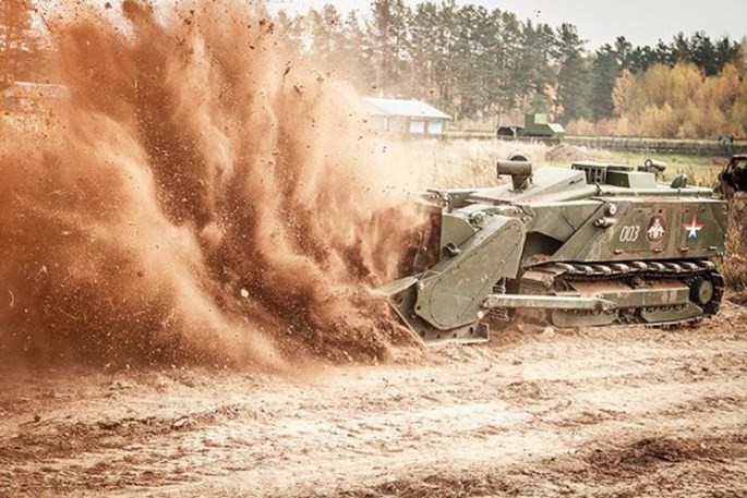 Video robot Uran-6 của Nga dọn mìn ở Syria ảnh 2