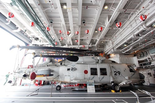 Hải quân Việt Nam đón 2 tàu hộ vệ Hải quân Nhật Bản tại Cảng Cam Ranh ảnh 4