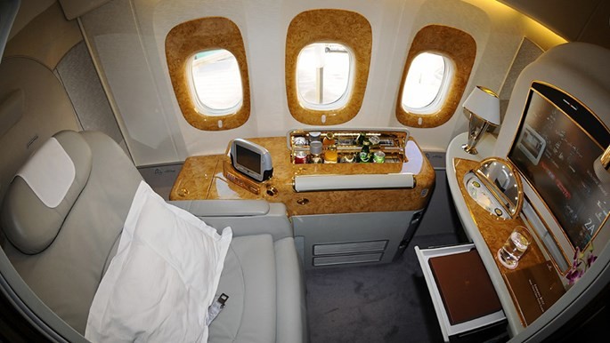 Video Emirates, hãng sở hữu máy bay khổng lồ A380 nhiều nhất thế giới ảnh 3 Video Emirates, hãng sở hữu máy bay khổng lồ A380 nhiều nhất thế giới ảnh 3