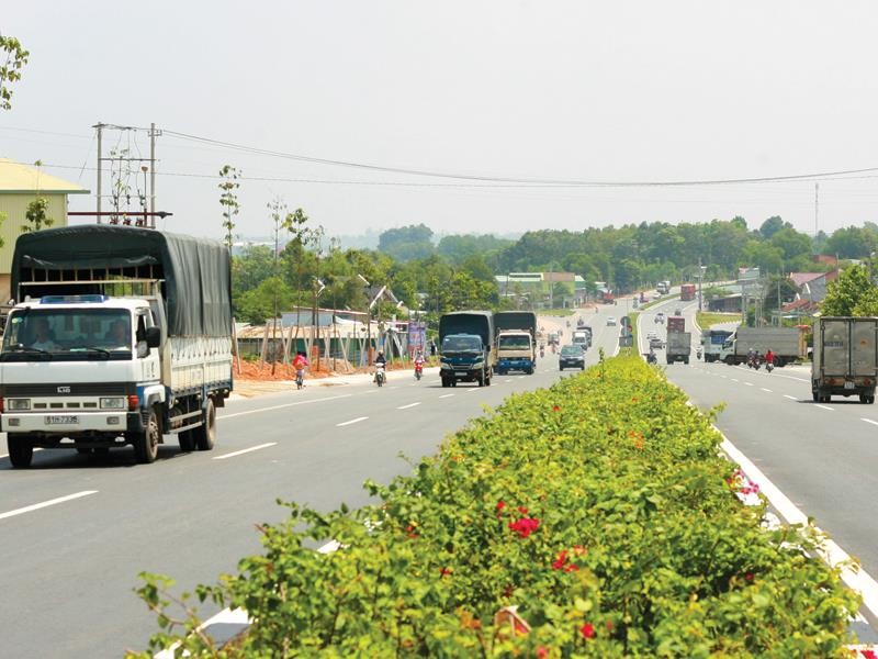 Để thu hút nhà đầu tư nước ngoài tham gia dự án BOT giao thông, cần có cơ chế chia sẻ rủi ro theo thông lệ quốc tế. Ảnh: Lê Toàn