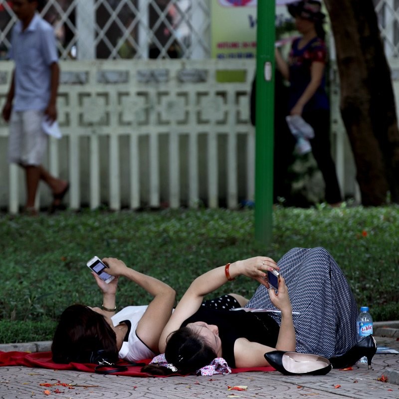 Chụp ảnh “tự sướng” len lỏi đến mọi ngõ ngách đời thường ảnh 13