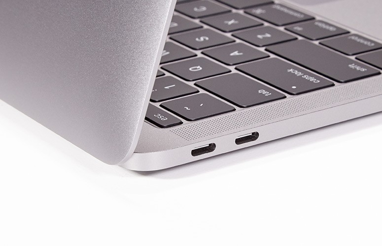 MacBook Pro 2016 của Apple