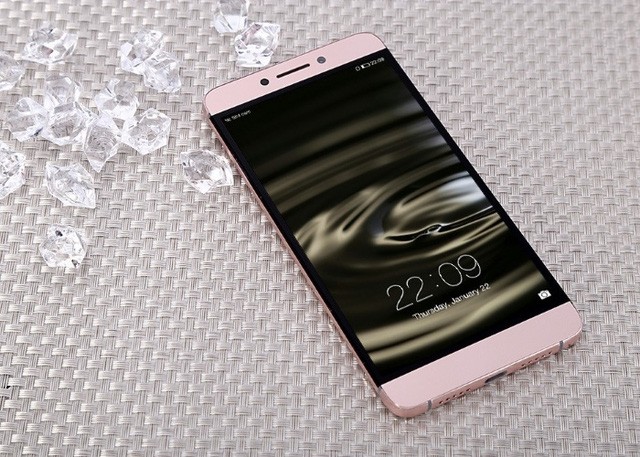 Kẻ lớn tiếng thách thức cả Samsung, Apple... mất toi 2 tỷ USD giá trị vì thông báo “hết tiền“ ảnh 2 Kẻ lớn tiếng thách thức cả Samsung, Apple... mất toi 2 tỷ USD giá trị vì thông báo “hết tiền“ ảnh 2