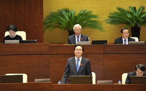 Bộ trưởng GD-ĐT Phùng Xuân Nhạ