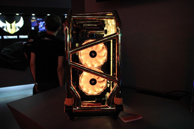Chiêm ngưỡng những dàn máy độ cực khủng tại Computex 2017 ảnh 14 Chiêm ngưỡng những dàn máy độ cực khủng tại Computex 2017 ảnh 14
