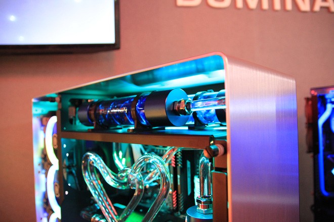 Chiêm ngưỡng những dàn máy độ cực khủng tại Computex 2017 ảnh 20 Chiêm ngưỡng những dàn máy độ cực khủng tại Computex 2017 ảnh 20