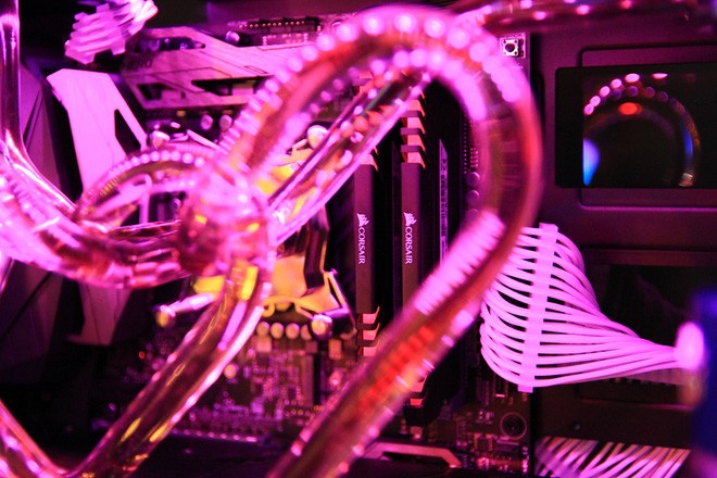 Chiêm ngưỡng những dàn máy độ cực khủng tại Computex 2017 ảnh 21 Chiêm ngưỡng những dàn máy độ cực khủng tại Computex 2017 ảnh 21