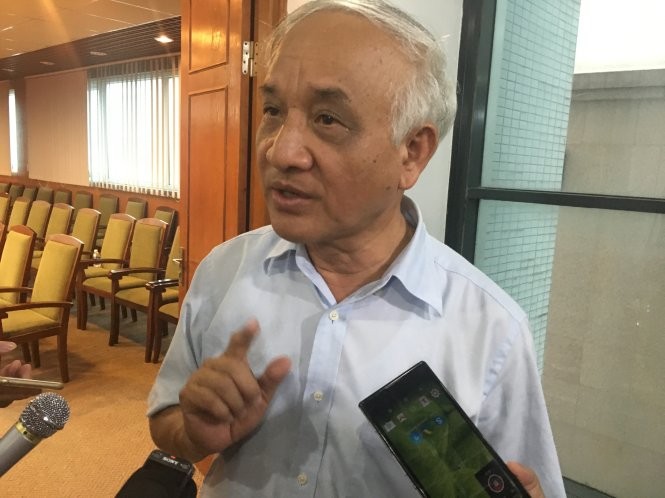 PGS. TS Trần Đức Cường trả lời báo chí - Ảnh: V.V.TUÂN Nhìn nhận công lao nhà Mạc và chúa Nguyễn