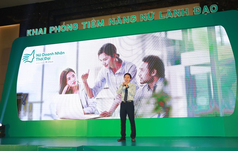 Ông Đào Gia Hưng - Phó GĐ khối Khối Khách hàng Doanh nghiệp vừa và nhỏ của VPBank phát biểu tại sự kiện