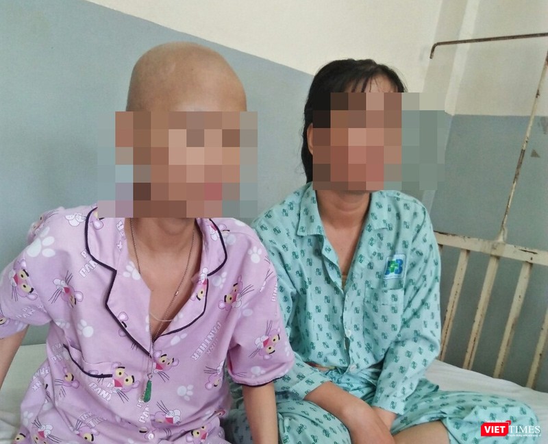 Vợ con anh H. đang điều trị ung thư tại BV Ung bướu TP.HCM Vợ con anh H. đang điều trị ung thư tại BV Ung bướu TP.HCM