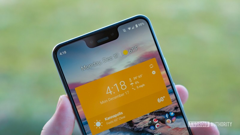 Chiếc điện thoại của Google không thể không góp mặt trong danh sách này (Ảnh Android Authority) Chiếc điện thoại của Google không thể không góp mặt trong danh sách này (Ảnh Android Authority)