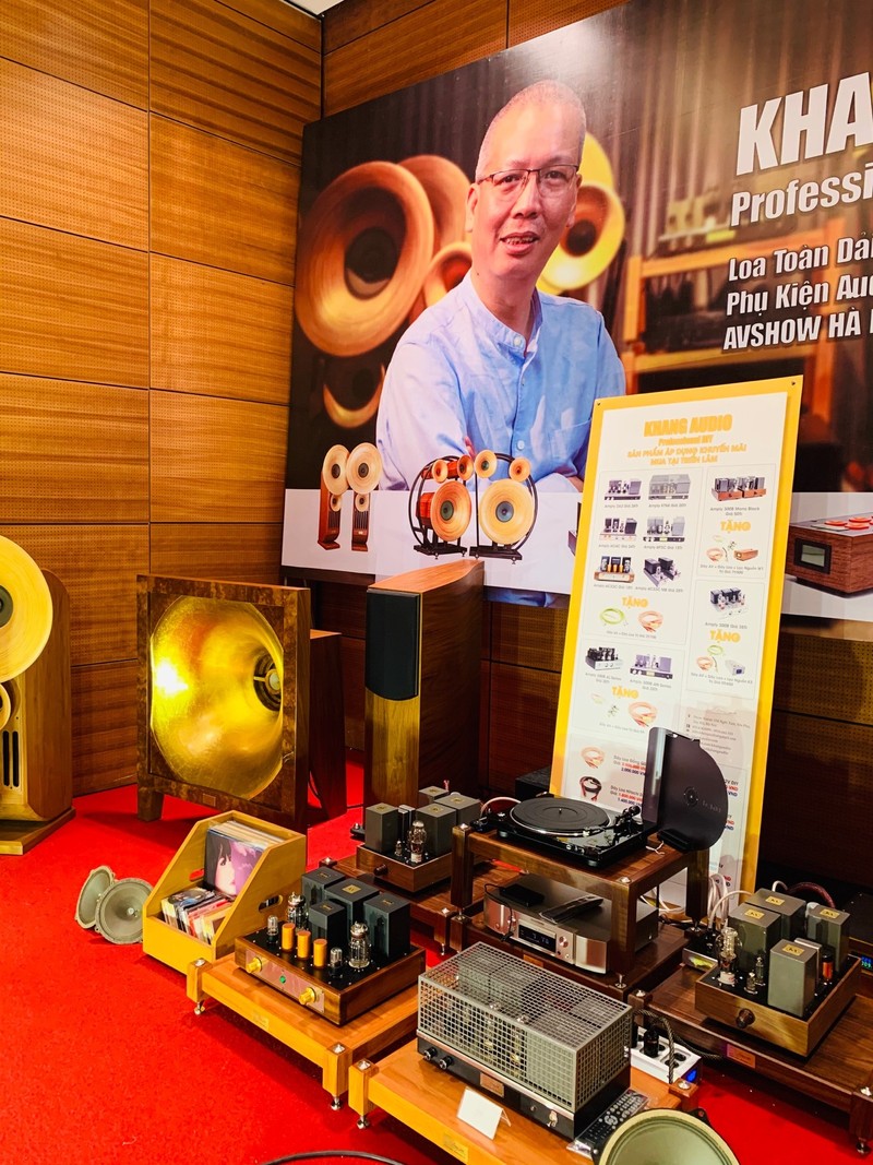 Dàn Audio độc đáo kết hợp với những cái cũ và cái mới của anh Khang