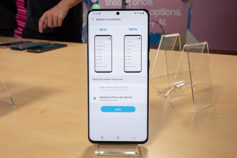 Samsung Galaxy S20 không thể sử dụng tần số quét 120Hz tại độ phân giải QHD+ (Ảnh: Phonearena) Samsung Galaxy S20 không thể sử dụng tần số quét 120Hz tại độ phân giải QHD+ (Ảnh: Phonearena)