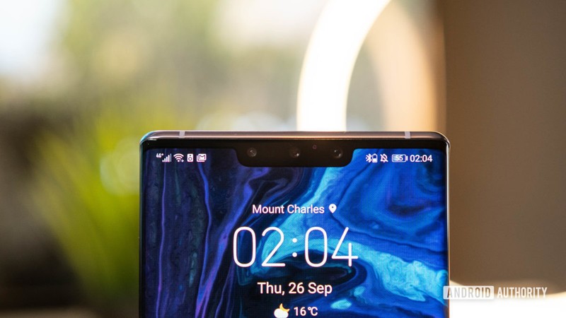 Thiết kế tai thỏ có phần cũ kỹ của Mate 30 Pro (Ảnh: Android Authority) Thiết kế tai thỏ có phần cũ kỹ của Mate 30 Pro (Ảnh: Android Authority)