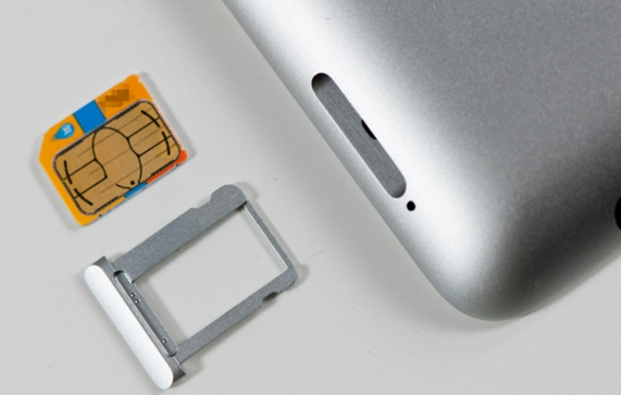 Cũng có thể do máy bạn bị lỗi thẻ SIM nên không thể bắt sóng (Ảnh: Truesmart) Cũng có thể do máy bạn bị lỗi thẻ SIM nên không thể bắt sóng (Ảnh: Truesmart)