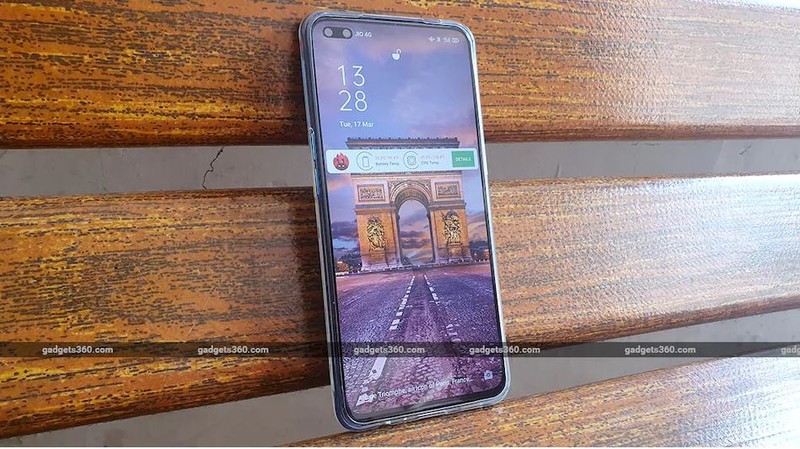 Thiết kế là một điểm trừ trên chiếc OPPO Reno 3 Pro (Ảnh: Gadgets)