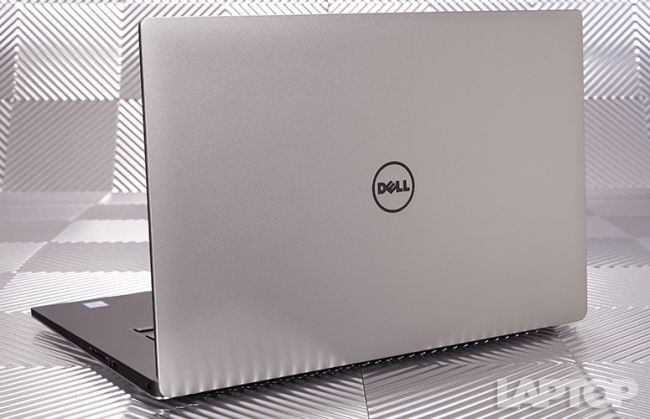 Dell Precision 5510 có mặt lưng được làm bằng nhôm (Ảnh: Laptop Mag) Dell Precision 5510 có mặt lưng được làm bằng nhôm (Ảnh: Laptop Mag)