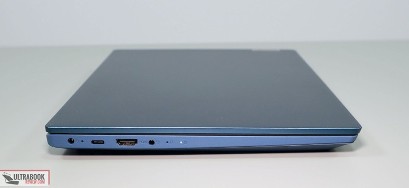 Lenovo Ideapad 5 có thể sạc thông qua cổng USB-C (Ảnh: Ultrabook Review) Lenovo Ideapad 5 có thể sạc thông qua cổng USB-C (Ảnh: Ultrabook Review)