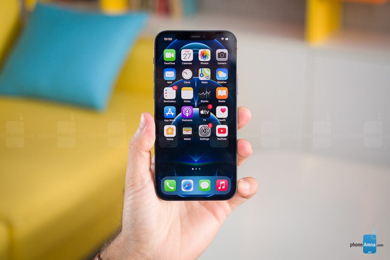 iPhone 12 Pro sở hữu màn hình sắc nét (Ảnh: Phone Arena) iPhone 12 Pro sở hữu màn hình sắc nét (Ảnh: Phone Arena)