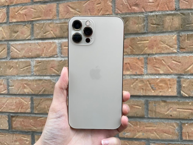 Cụm camera sau của iPhone 12 Pro (Ảnh: Business Insider) Cụm camera sau của iPhone 12 Pro (Ảnh: Business Insider)