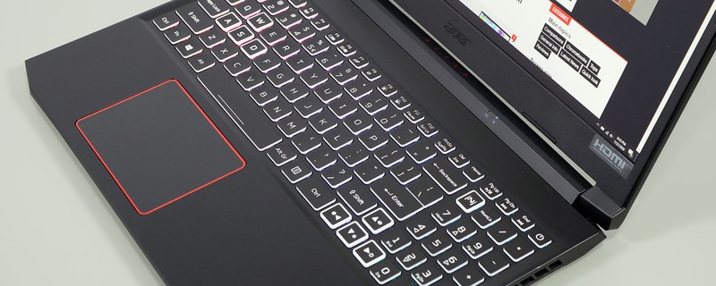 Bàn phím trên Acer Nitro 5 2020 đem đến cảm giác gõ tốt (Ảnh: Ultrabook Reviews)