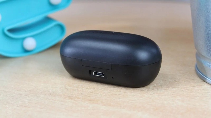 Lenovo GT2 chỉ được trang bị cổng microUSB (Ảnh: Gear Best) Lenovo GT2 chỉ được trang bị cổng microUSB (Ảnh: Gear Best)