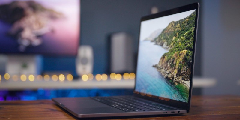 Macbook Pro 13 2020 chỉ được trang bị chip Core i5 8th (Ảnh: 9to5mac) Macbook Pro 13 2020 chỉ được trang bị chip Core i5 8th (Ảnh: 9to5mac)