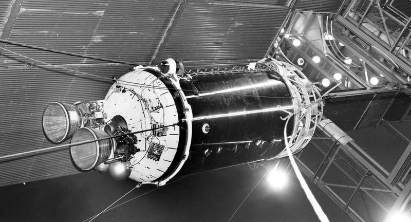 Bộ đẩy phụ Centaur của tàu vũ trụ Surveyor (Ảnh: NASA) Bộ đẩy phụ Centaur của tàu vũ trụ Surveyor (Ảnh: NASA)