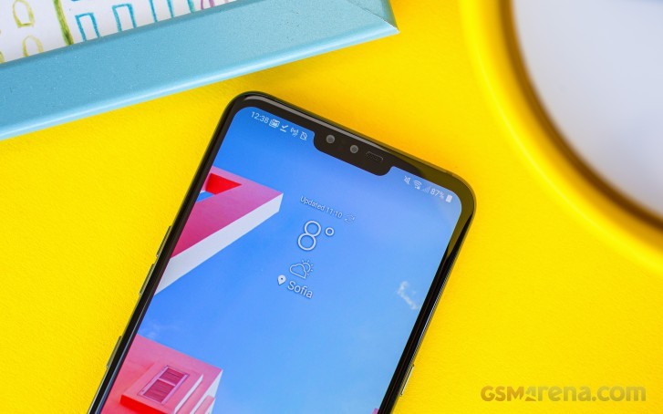 LG V50 ThinQ vẫn giữ kiểu màn hình tai thỏ (ảnh: GSM Arena) LG V50 ThinQ vẫn giữ kiểu màn hình tai thỏ (ảnh: GSM Arena)