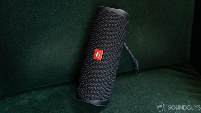 JBL Flip 5 (Ảnh: SoundGuys) JBL Flip 5 (Ảnh: SoundGuys)