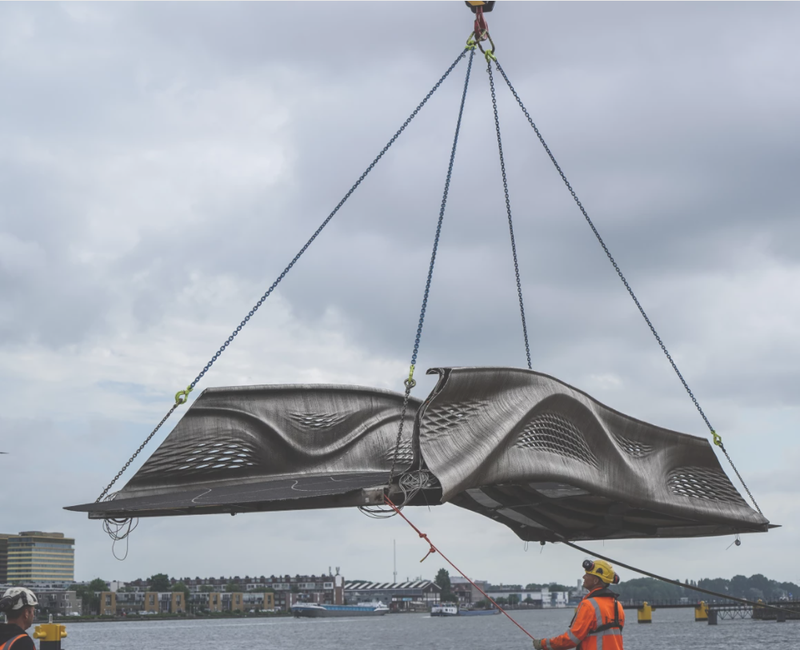 Cây cầu in 3D được làm từ 6.000 kg thép không gỉ (Ảnh: New Atlas) Cây cầu in 3D được làm từ 6.000 kg thép không gỉ (Ảnh: New Atlas)