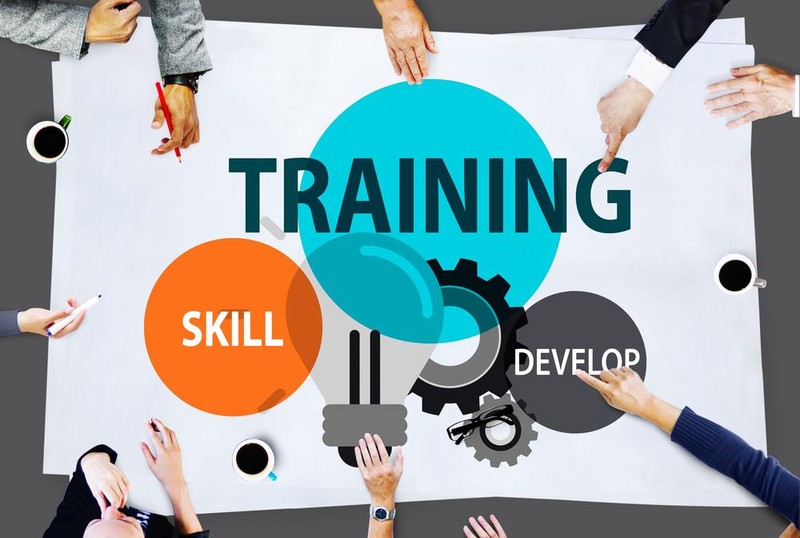 Thiết lập một chương trình đào tạo toàn diện (Ảnh: CIO) Thiết lập một chương trình đào tạo toàn diện (Ảnh: CIO)