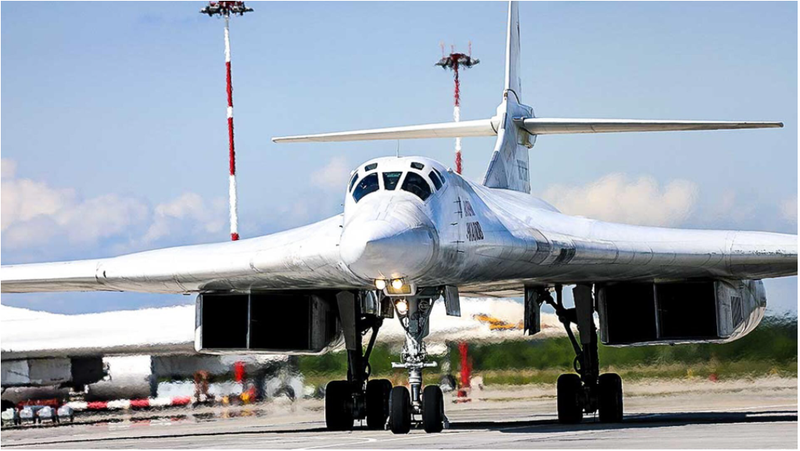 Thiết kế của Tu-160 (Ảnh: RBTH) Thiết kế của Tu-160 (Ảnh: RBTH)