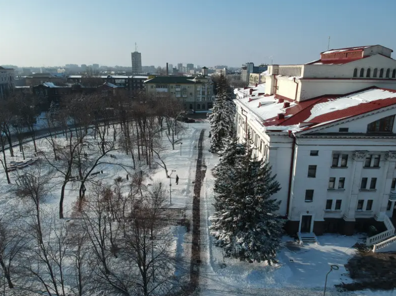 Mariupol, Ukraine - Ngày 27 tháng 1 năm 2022: Nhà hát Mariupol trước vụ đánh bom (Ảnh: Business Insider)