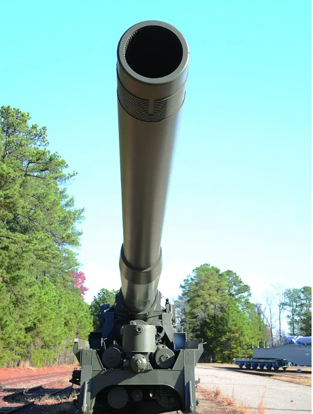 Khẩu pháo M65 (Ảnh: Business Insider) Khẩu pháo M65 (Ảnh: Business Insider)