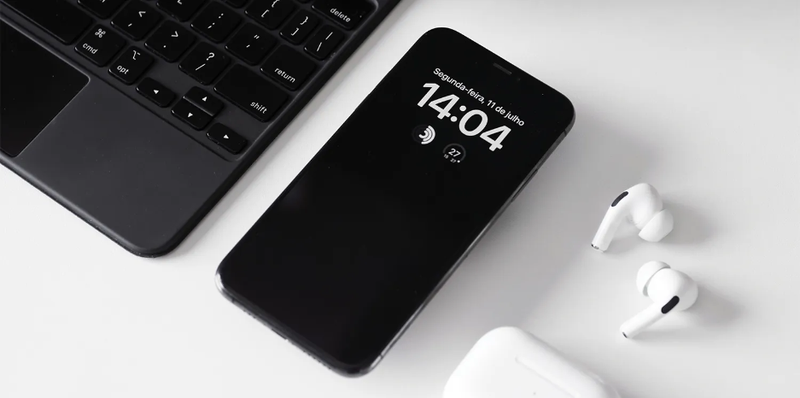 Tính năng Always-On Display (Ảnh: Make Use Of) Tính năng Always-On Display (Ảnh: Make Use Of)