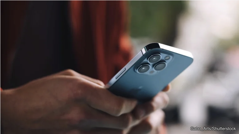 Kiểm tra kết nối mạng (Ảnh: Slash Gear) iPhone 1.png