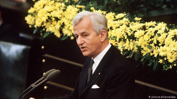 Cựu Tổng thống Đức Richard von Weizsacker:“Thật sai lầm khi đổ lỗi cho Liên Xô là quốc gia khởi đầu Chiến tranh thế giới thứ II. Chính Hitler đã khơi mào cuộc chiến tranh này” (Ảnh Sputnik). 